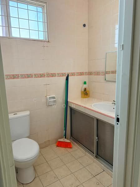 Townhouse for Rent in Luyang Perdana (Kota Kinabalu) - Ching Hui Wong - Bathroom - PropertyGuru.com.my