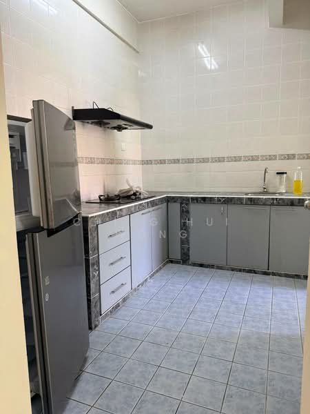 Townhouse for Rent in Luyang Perdana (Kota Kinabalu) - Ching Hui Wong - Kitchen - PropertyGuru.com.my