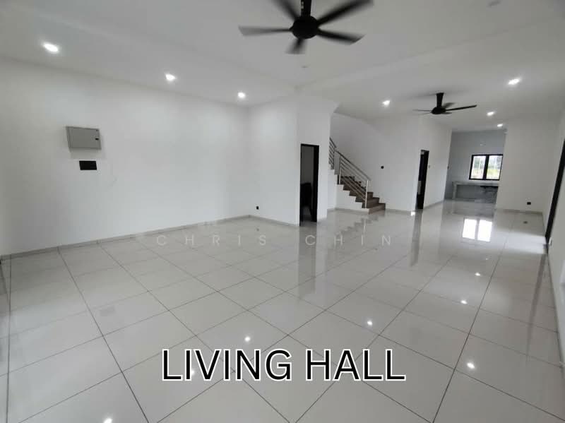 2-storey Terraced House for Sale in Ipoh (Perak) - Chris Chin - Living Room - PropertyGuru.com.my