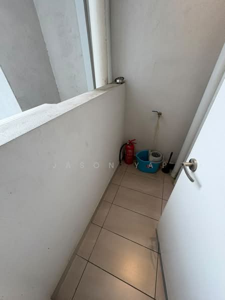 Servis Apartment untuk Disewa di Conezion Residences - Jason Yap - Balcony - PropertyGuru.com.my