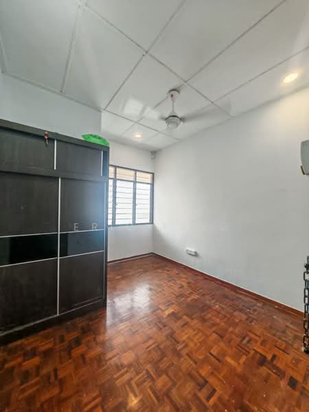 Rumah Teres 1.5 Tingkat untuk Disewa di Taman Perling (Perling) - Eric Tang - Bedroom - PropertyGuru.com.my