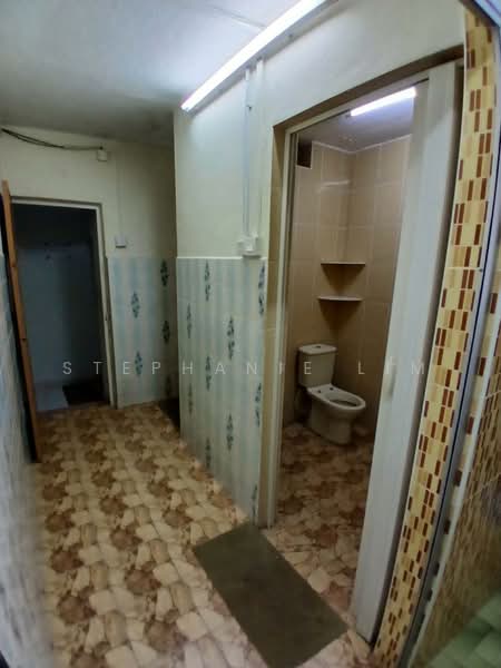 Rumah Teres untuk Disewa di Taman Green Lane (Jelutong) - Stephanie Lim - Corridor - PropertyGuru.com.my