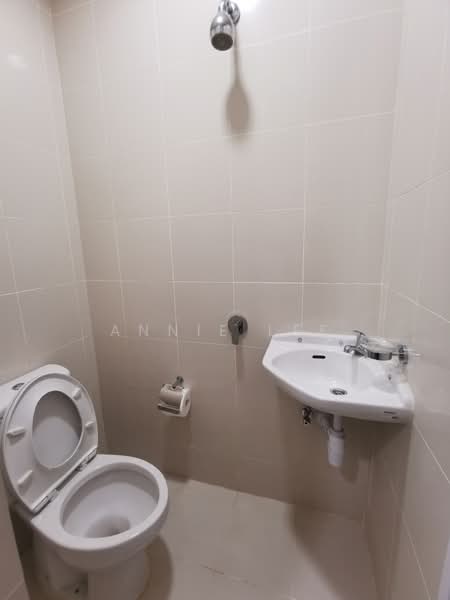 Service Residence for Rent at Imperia - Annie Lee - Bathroom - PropertyGuru.com.my