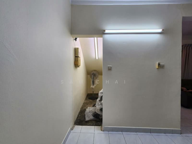 1.5-storey Terraced House for Sale in Bandar Seri Alam (Masai) - Sam Chai - Interior - PropertyGuru.com.my