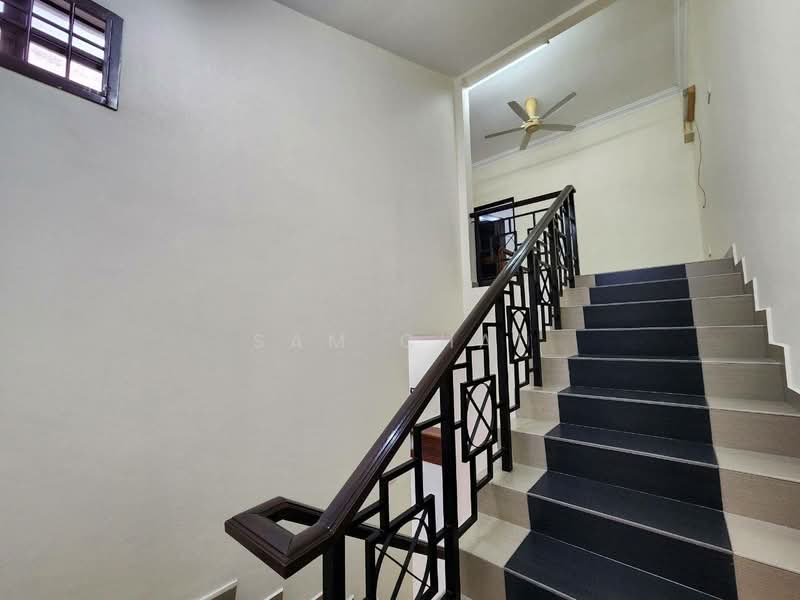 1.5-storey Terraced House for Sale in Bandar Seri Alam (Masai) - Sam Chai - Interior - PropertyGuru.com.my