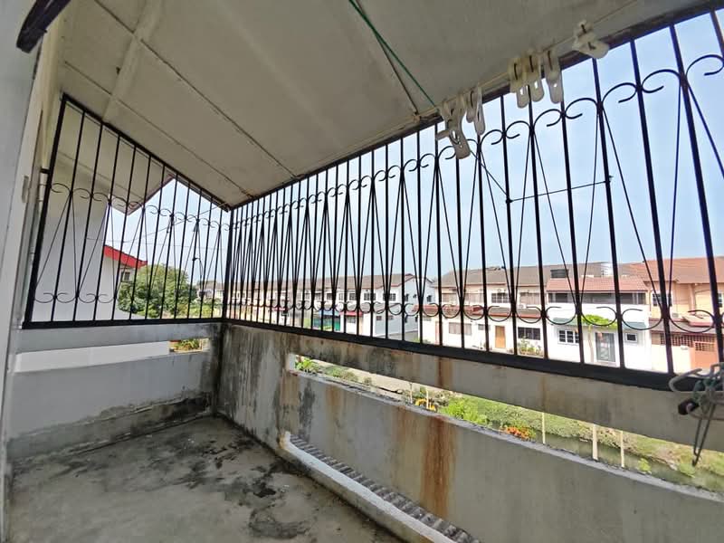 Rumah Teres 2 Tingkat untuk Dijual di Klang (Selangor) - CL Chew - Balcony - PropertyGuru.com.my