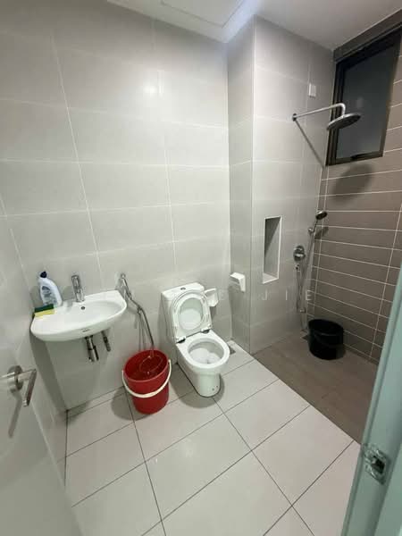 Condominium for Rent at PARC Regency (Residensi Masai) - Lim Tze Jie - Bathroom - PropertyGuru.com.my
