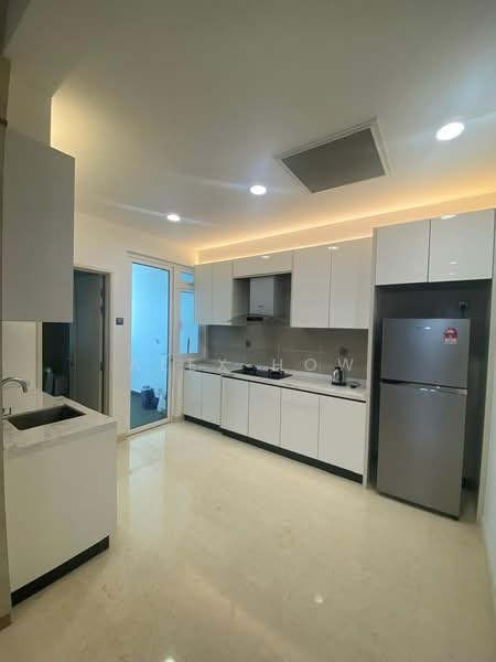 Service Residence for Rent at TriTower Residence @ Johor Bahru Sentral - Alex How - Kitchen - PropertyGuru.com.my