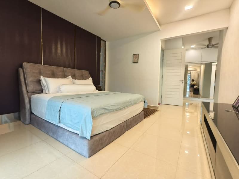 Rumah Banglo untuk Dijual di Taman Abad (Johor Bahru) - Sherlin To - Master Bedroom - PropertyGuru.com.my
