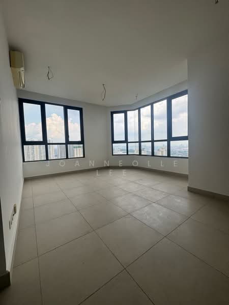 Service Residence for Sale at KL Gateway Premium Residences - Joanneolle Lee - Living Room - PropertyGuru.com.my