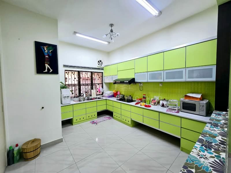 Terraced House for Sale in Bandar Kinrara Seksyen 5 (Bandar Kinrara) - SUNNY YONG - Kitchen - PropertyGuru.com.my