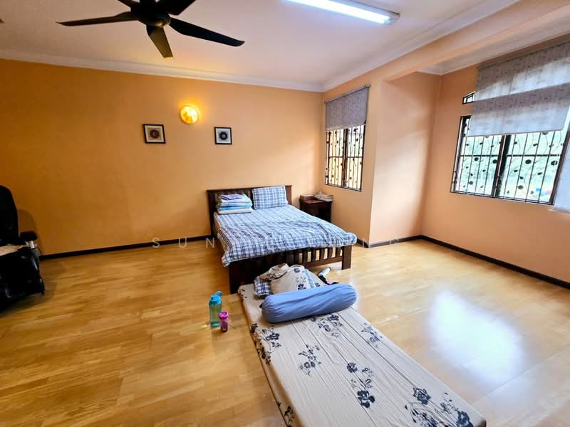 Terraced House for Sale in Bandar Kinrara Seksyen 5 (Bandar Kinrara) - SUNNY YONG - Bedroom - PropertyGuru.com.my