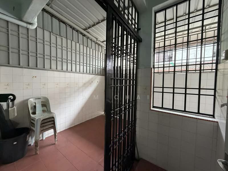 2-storey Terraced House for Sale in Bandar Baru Permas Jaya (Permas Jaya) - Sam Chai - Interior - PropertyGuru.com.my