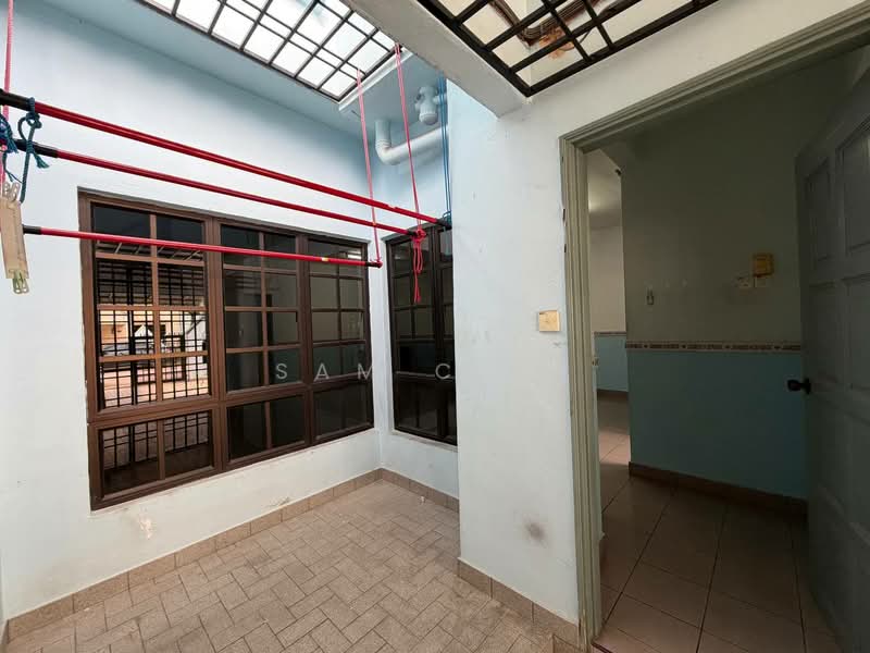 2-storey Terraced House for Sale in Bandar Baru Permas Jaya (Permas Jaya) - Sam Chai - Interior - PropertyGuru.com.my