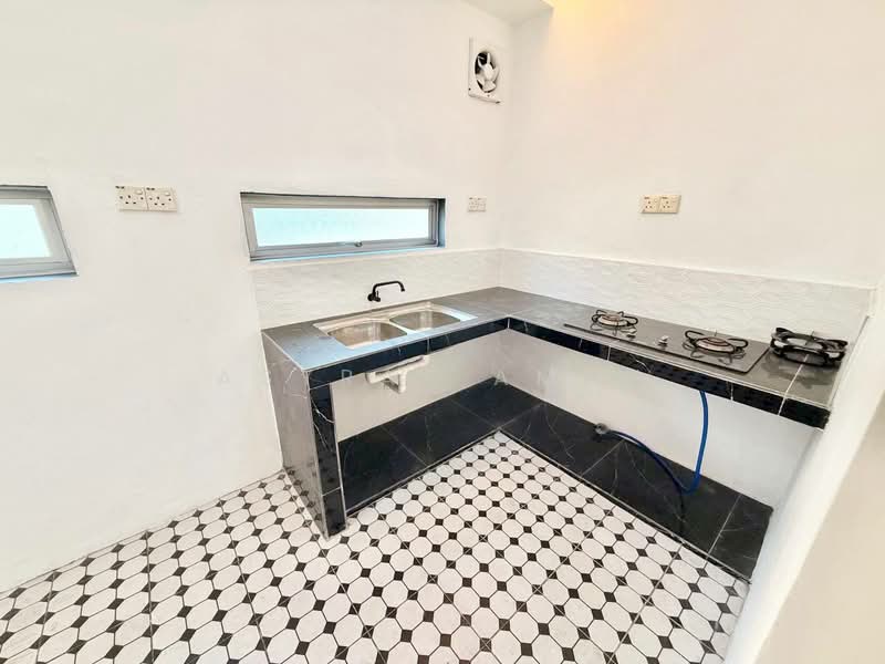 2-storey Terraced House for Sale in Seri Kembangan (Selangor) - Asyraf Aman - PropertyGuru.com.my