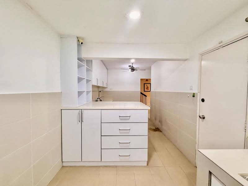 2-storey Terraced House for Rent in Taman Tun Dr Ismail (Kuala Lumpur) - Yin Peng . - Kitchen - PropertyGuru.com.my