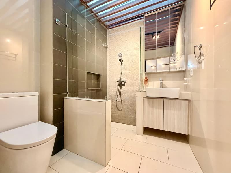 2-storey Terraced House for Rent in Taman Tun Dr Ismail (Kuala Lumpur) - Yin Peng . - Bathroom - PropertyGuru.com.my