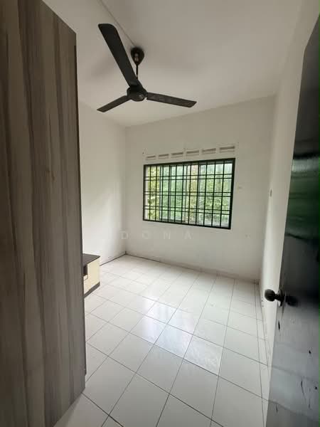 Rumah Flat untuk Dijual di Taman Pulai Utama - Dona - PropertyGuru.com.my
