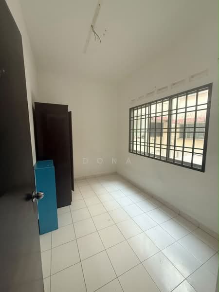 Rumah Flat untuk Dijual di Taman Pulai Utama - Dona - PropertyGuru.com.my