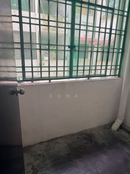 Rumah Flat untuk Dijual di Taman Pulai Utama - Dona - PropertyGuru.com.my