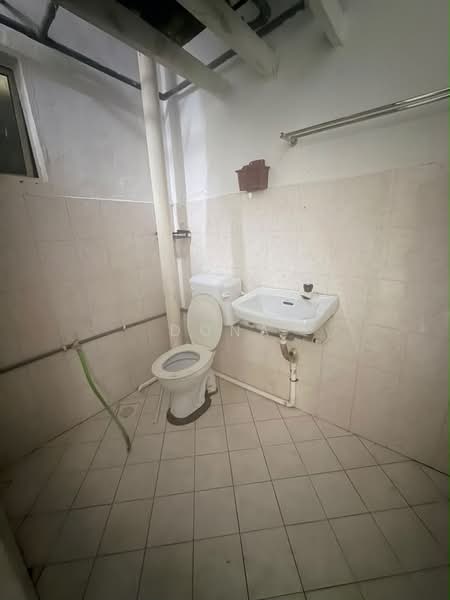 Rumah Flat untuk Dijual di Taman Pulai Utama - Dona - PropertyGuru.com.my