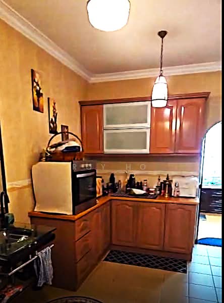 Rumah Teres 2 Tingkat untuk Dijual di Putra Heights (Subang Jaya) - Roy Ho - Kitchen - PropertyGuru.com.my