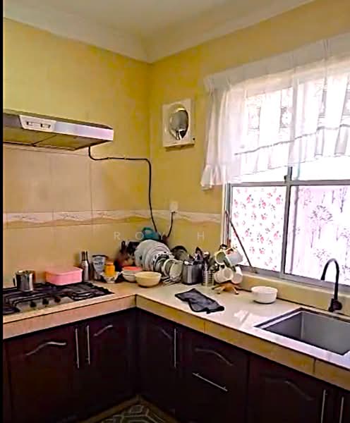 Rumah Teres 2 Tingkat untuk Dijual di Putra Heights (Subang Jaya) - Roy Ho - Kitchen - PropertyGuru.com.my