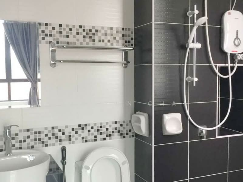 Service Residence for Sale at Sky View - Chew Yun Chan - Bathroom - PropertyGuru.com.my