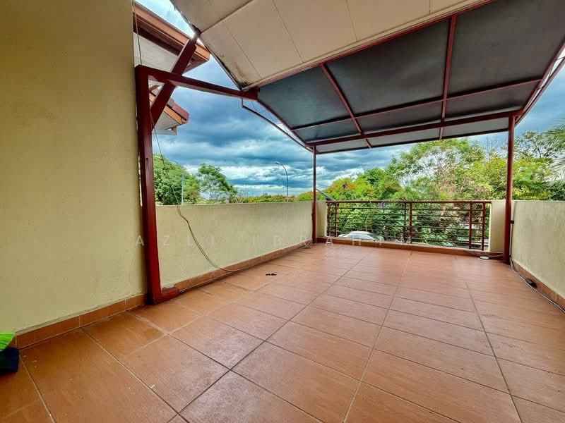 Rumah Teres 2 Tingkat untuk Dijual di Usj 22 (Subang Jaya) - Azli Ibrahim - Balcony - PropertyGuru.com.my
