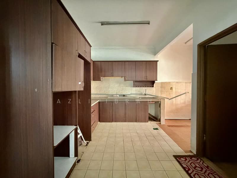 Rumah Teres 2 Tingkat untuk Dijual di Usj 22 (Subang Jaya) - Azli Ibrahim - Kitchen - PropertyGuru.com.my
