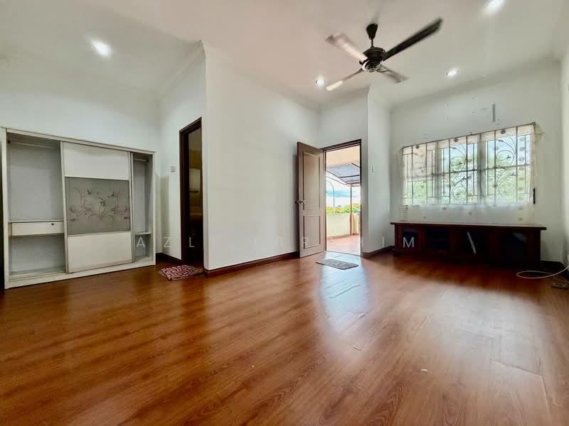 Rumah Teres 2 Tingkat untuk Dijual di Usj 22 (Subang Jaya) - Azli Ibrahim - Living Room - PropertyGuru.com.my