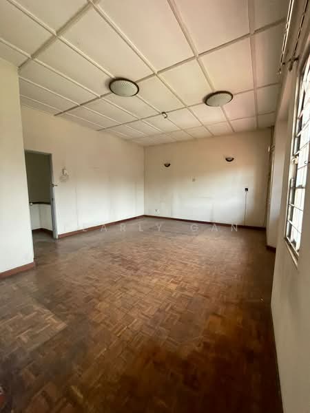 Rumah Berkembar untuk Dijual di Usj 5 (Subang Jaya) - Pearly Gan - Living Room - PropertyGuru.com.my