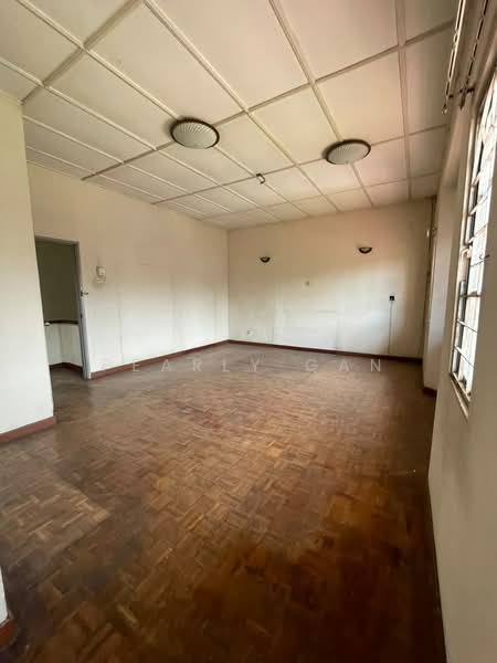 Rumah Berkembar untuk Dijual di Usj 5 (Subang Jaya) - Pearly Gan - Living Room - PropertyGuru.com.my
