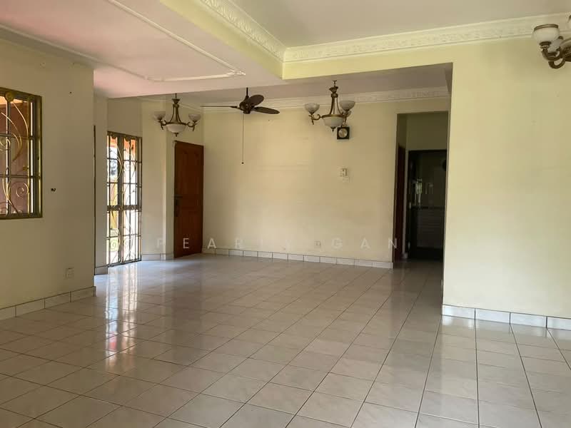 Rumah Berkembar untuk Dijual di Usj 5 (Subang Jaya) - Pearly Gan - Living Room - PropertyGuru.com.my