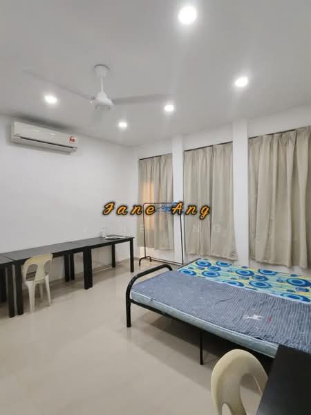 2-storey Terraced House for Rent in George Town (Penang) - Jane Ang - Bedroom - PropertyGuru.com.my