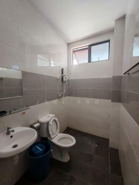 2-storey Terraced House for Rent in George Town (Penang) - Jane Ang - Bathroom - PropertyGuru.com.my