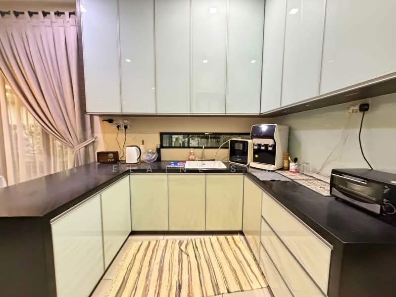 Cluster House for Sale in Senibong (Permas Jaya) - Elaine Sim - Kitchen - PropertyGuru.com.my