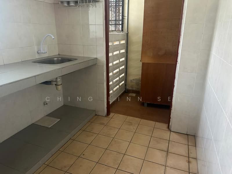 Apartment for Sale at Pusat Komersial Ayer Keroh - Ching Linn Sei - PropertyGuru.com.my