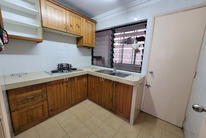 Kondominium untuk Dijual di Kelana Parkview Condominium - Mel Wong - Kitchen - PropertyGuru.com.my