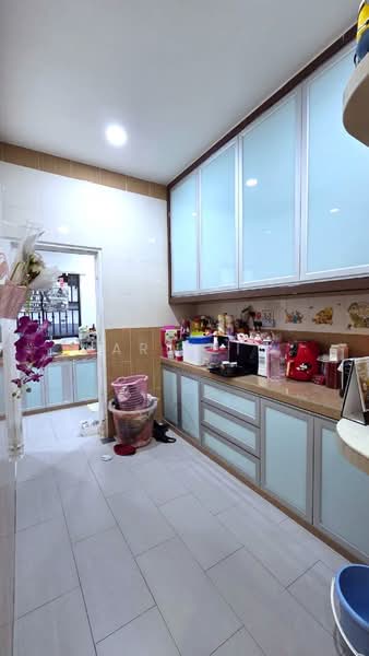 Rumah Teres 1 Tingkat untuk Dijual di Taman Rinting (Masai) - Karl Lim - Kitchen - PropertyGuru.com.my