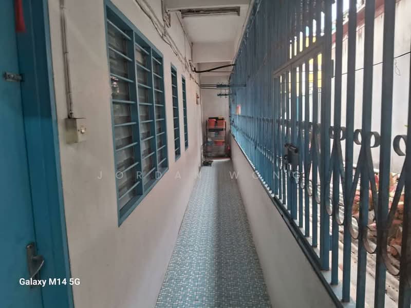 Shop / Office for Sale in Segamat (Johor) - Jordan Wong - Corridor - PropertyGuru.com.my