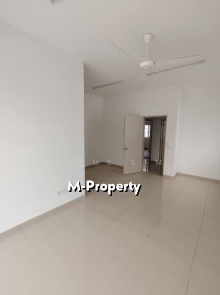 Rumah Teres 2 Tingkat untuk Disewa di Bandar Rimbayu (Telok Panglima Garang) - Venus Sim - Living Room - PropertyGuru.com.my