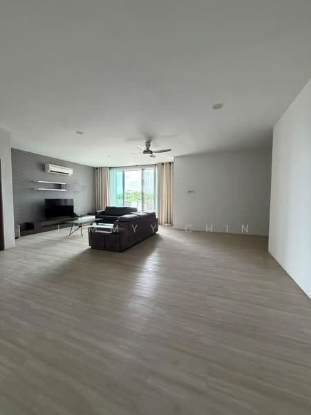 Condominium for Sale at D' Jewel - Jimmyy Chin - Living Room - PropertyGuru.com.my
