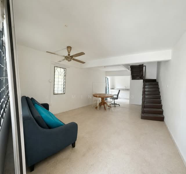 2.5-storey Terraced House for Sale in Taman Sri Sinar (Segambut) - Jasmine Ong - Living Room - PropertyGuru.com.my