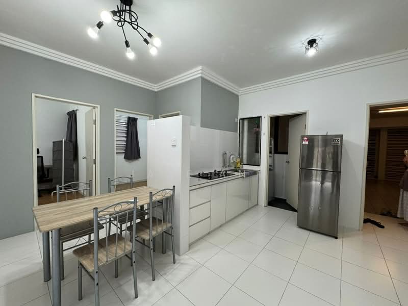Condominium for Rent at TRI PINNACLE - Jane Ang - Kitchen - PropertyGuru.com.my