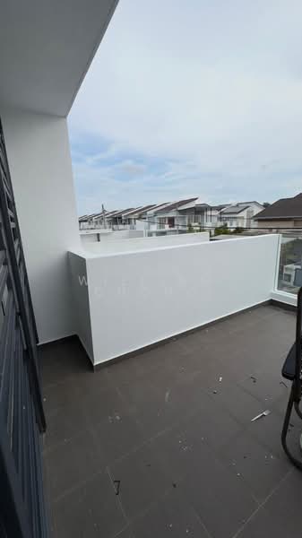 Rumah Teres 2 Tingkat untuk Dijual di Bemban (Melaka) - William Chong - Balcony - PropertyGuru.com.my