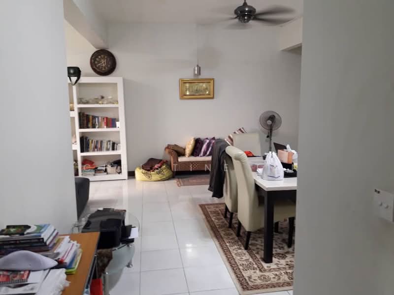 Kediaman Servis untuk Dijual di Diamond Residences - Christine Tan - PropertyGuru.com.my