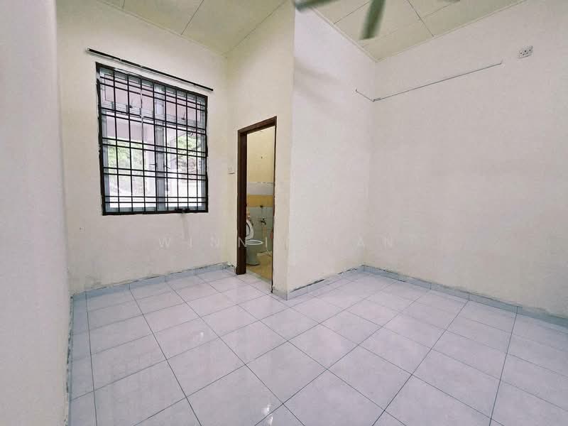1-storey Terraced House for Rent in Johor Bahru (Johor) - Winnie Tan - Interior - PropertyGuru.com.my