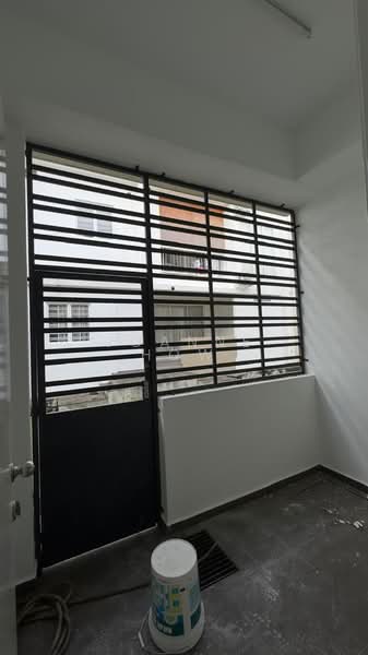 Rumah Teres 2 Tingkat untuk Dijual di Bemban (Melaka) - Joanne How - Balcony - PropertyGuru.com.my