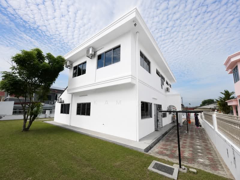 Bungalow House for Sale in Taman Blossom Height (Seremban) - Angie Choo - PropertyGuru.com.my